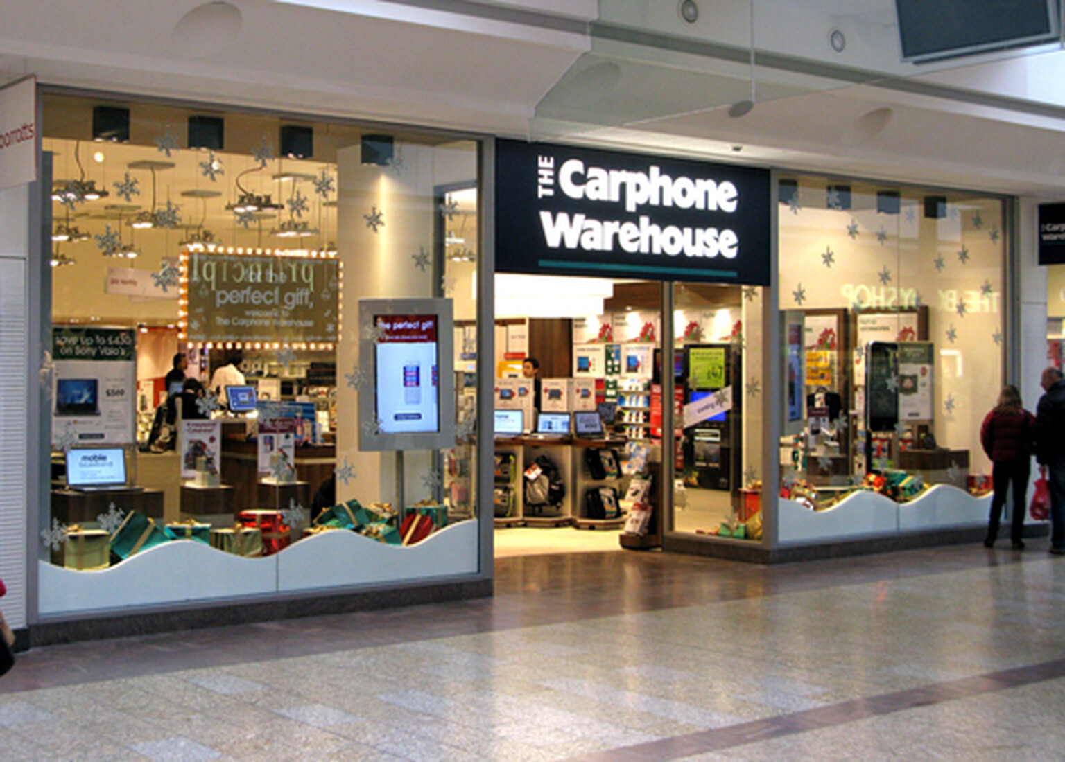 HTC Desire now available from Carphone Warehouse