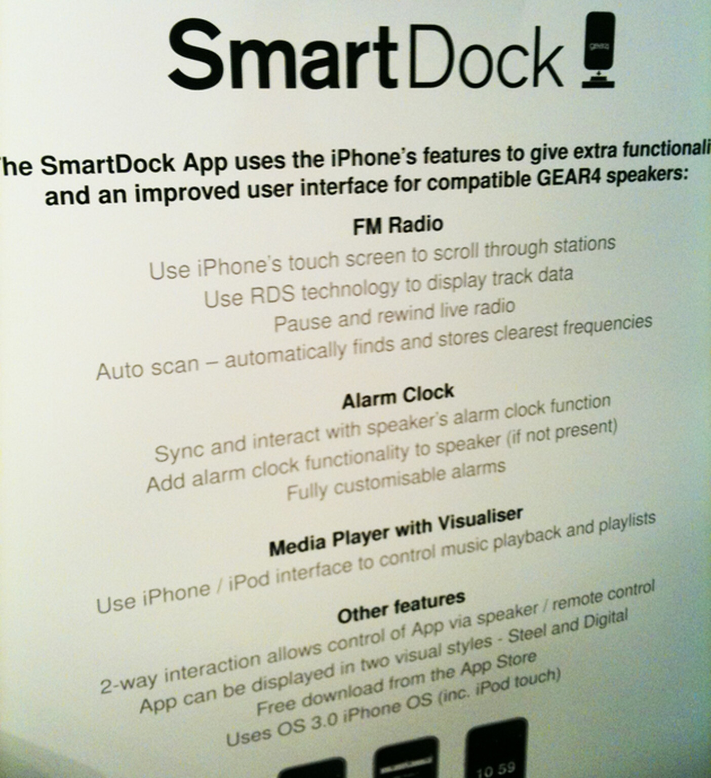 Gear4 SmartDock: iPhone alarm clock dock with app