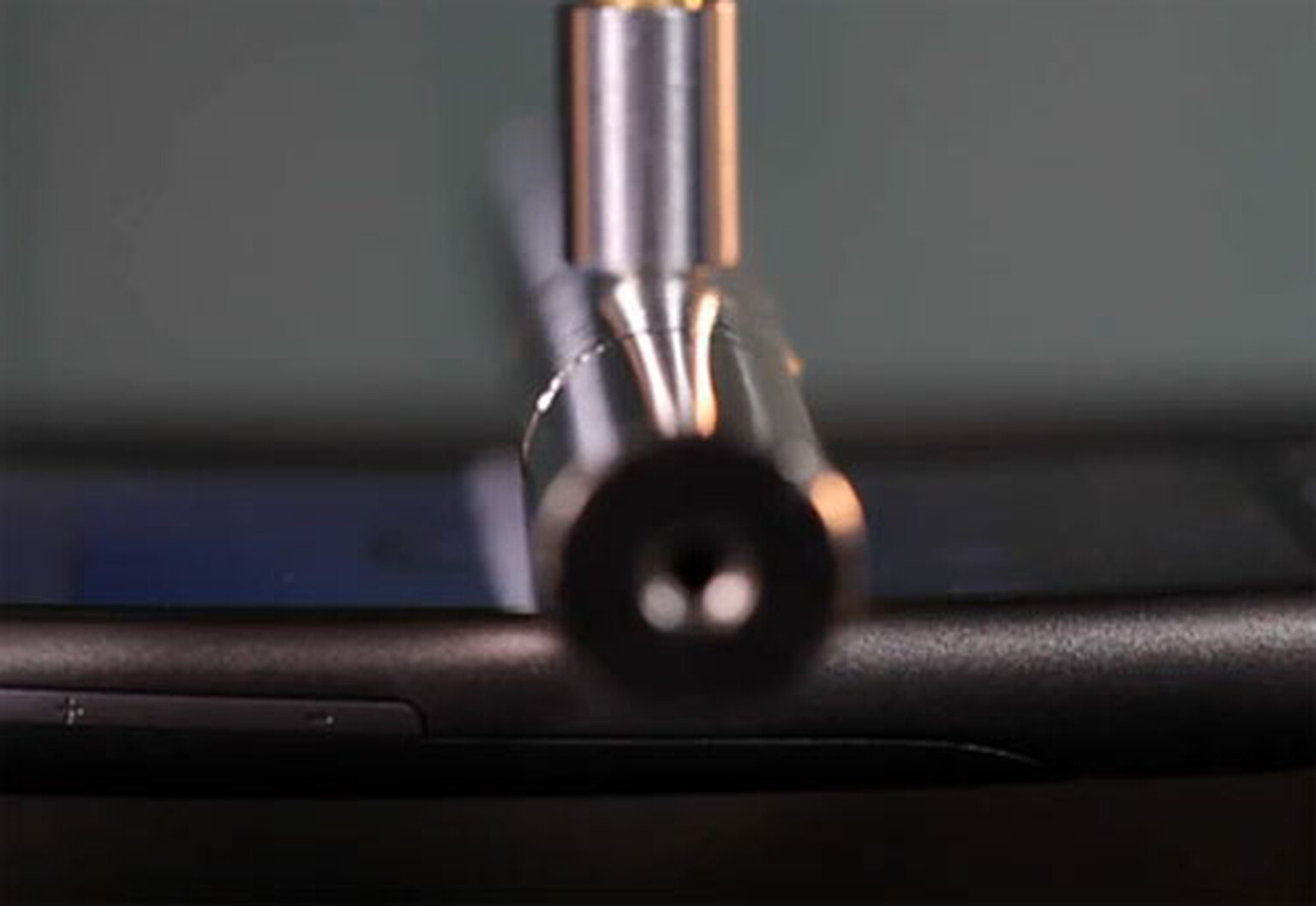 Testing, bashing and making a Google Nexus One filmed for our enjoyment
