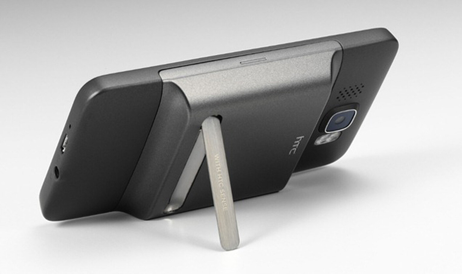 HTC HD2 extended battery breaks cover, still looks chunky