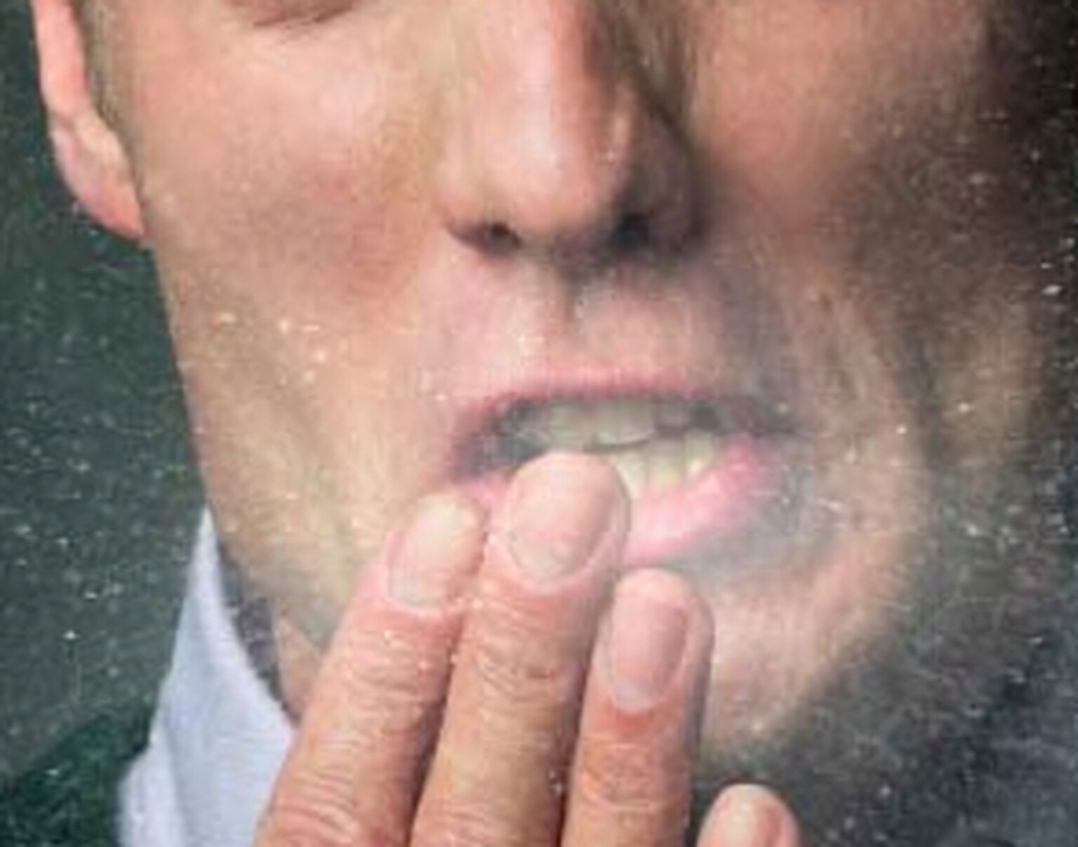 Say goodbye to germs on your iPhone