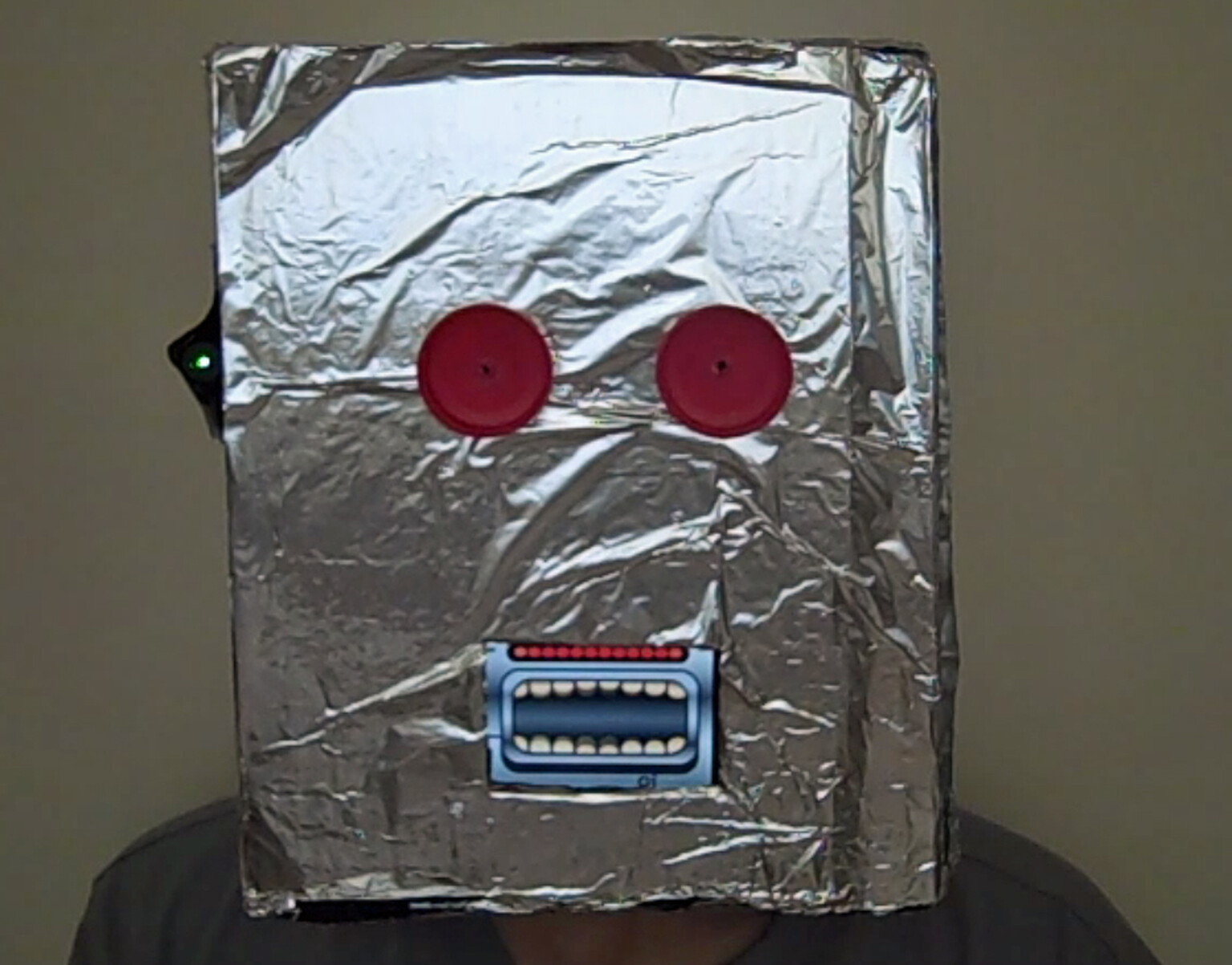 How to make a robot iPhone mask