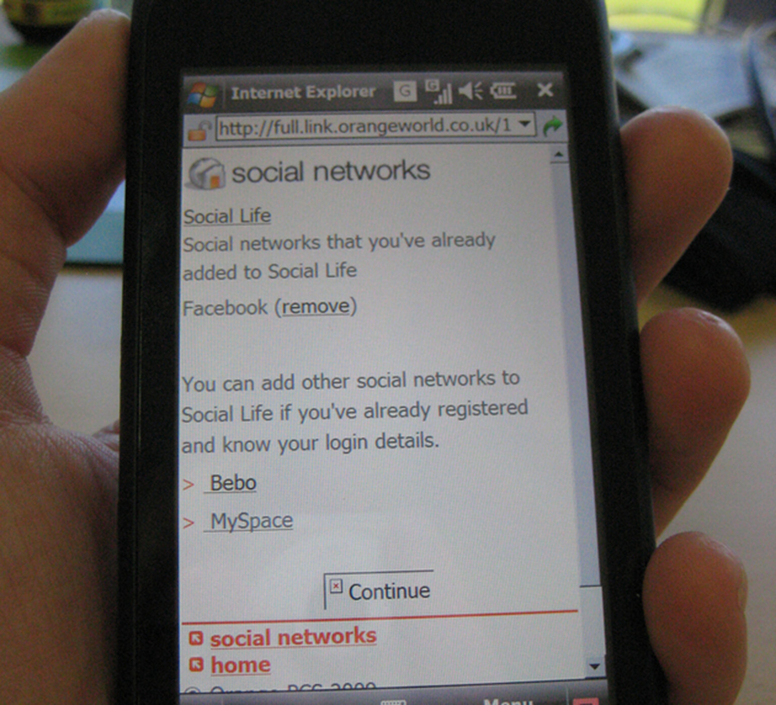 Orange Social Life: Facebook, MySpace and Bebo under one roof