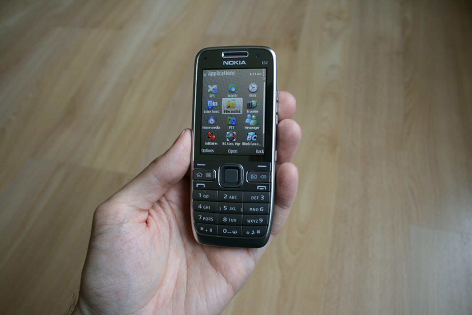 Nokia E52: Bond-worthy