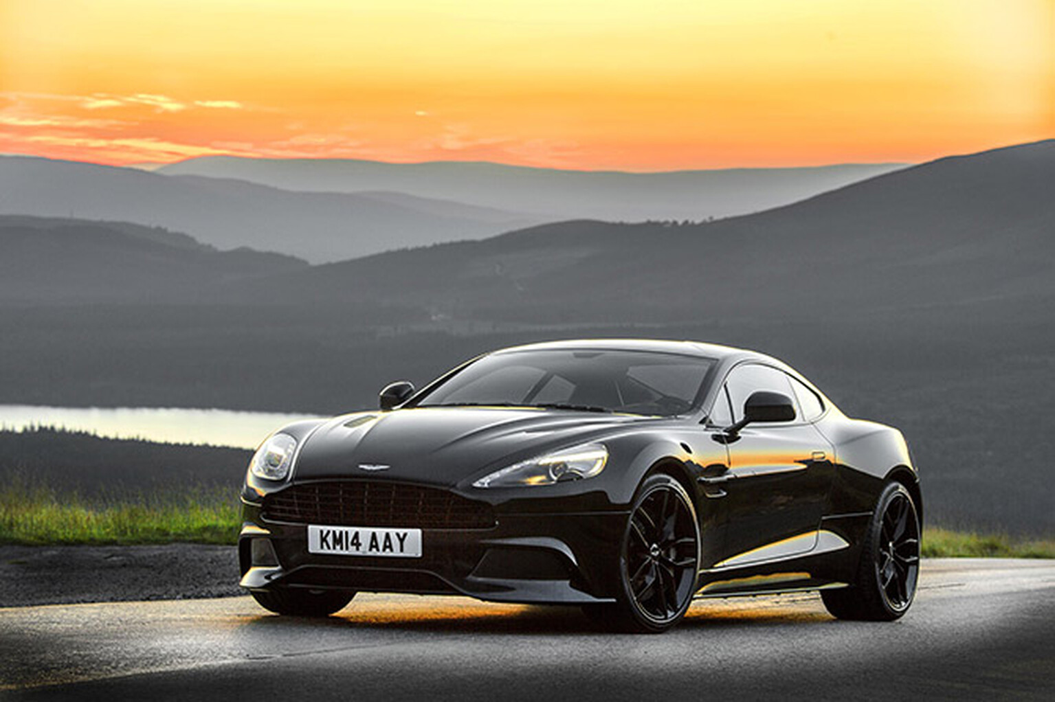 Aston Martin Vanquish Carbon Edition treads familiar waters (again)