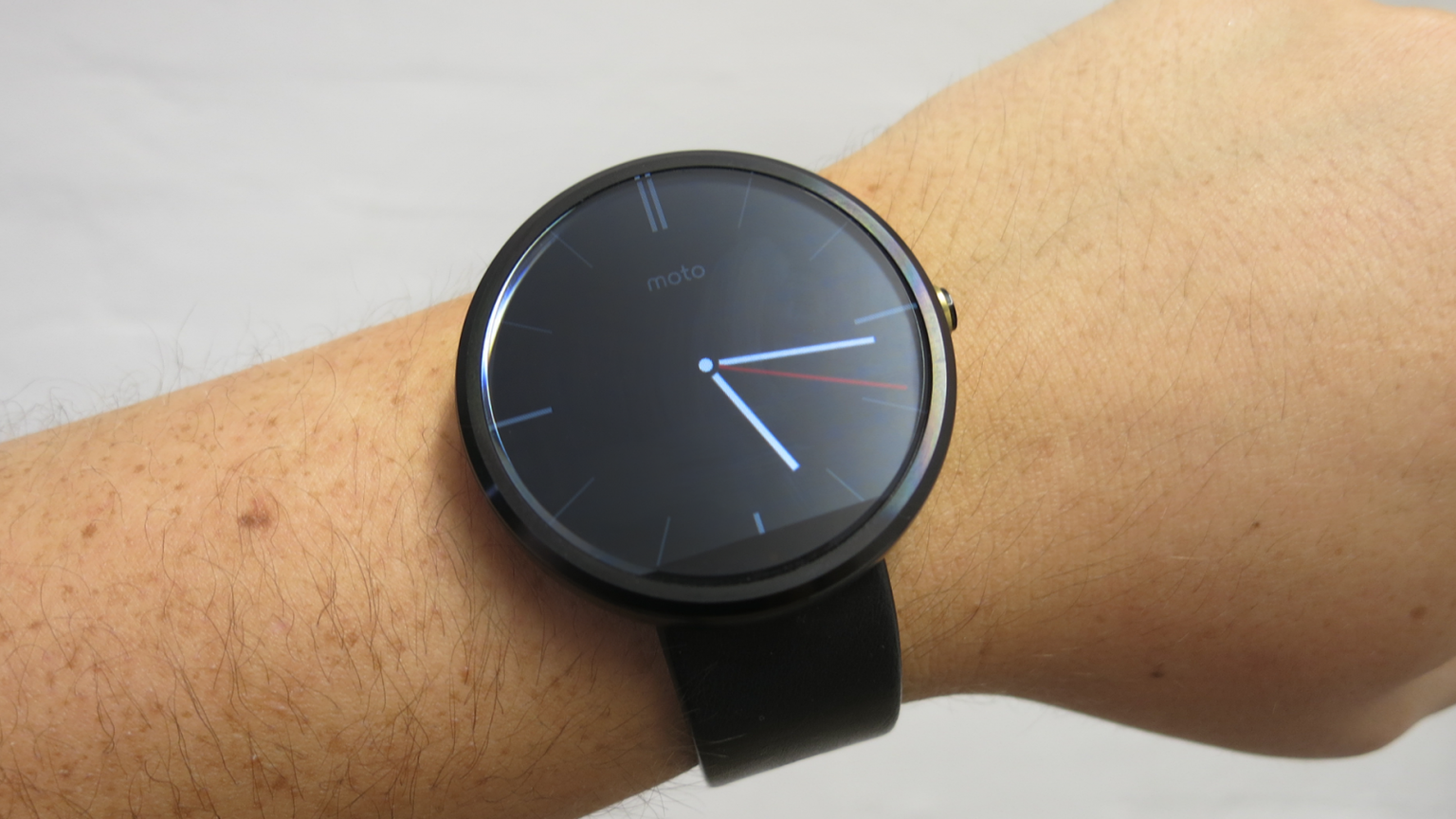 Motorola Moto 360 Review: In-Depth