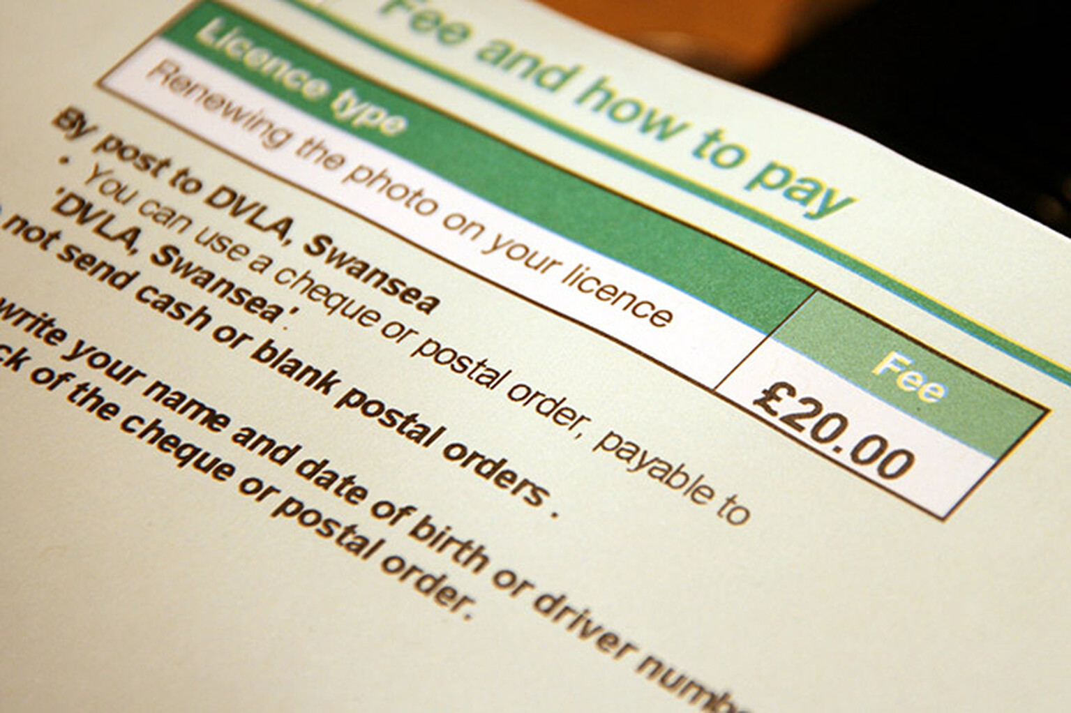 Cheaper UK driving licence fees announced