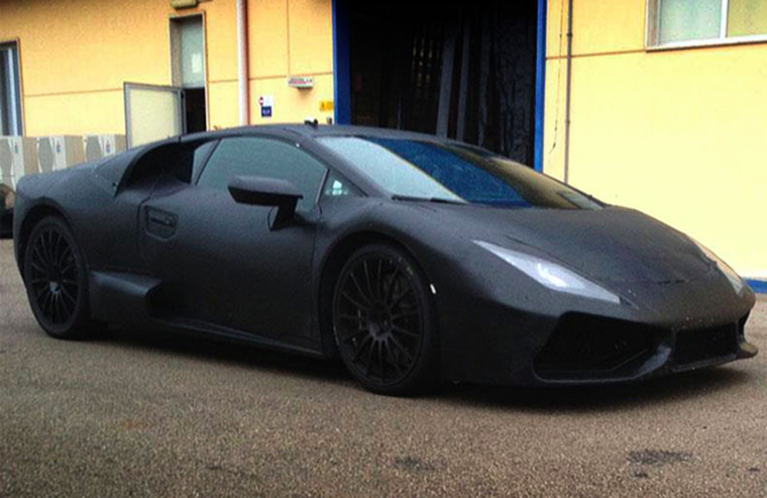 Lamborghini Huracan set to replace Gallardo