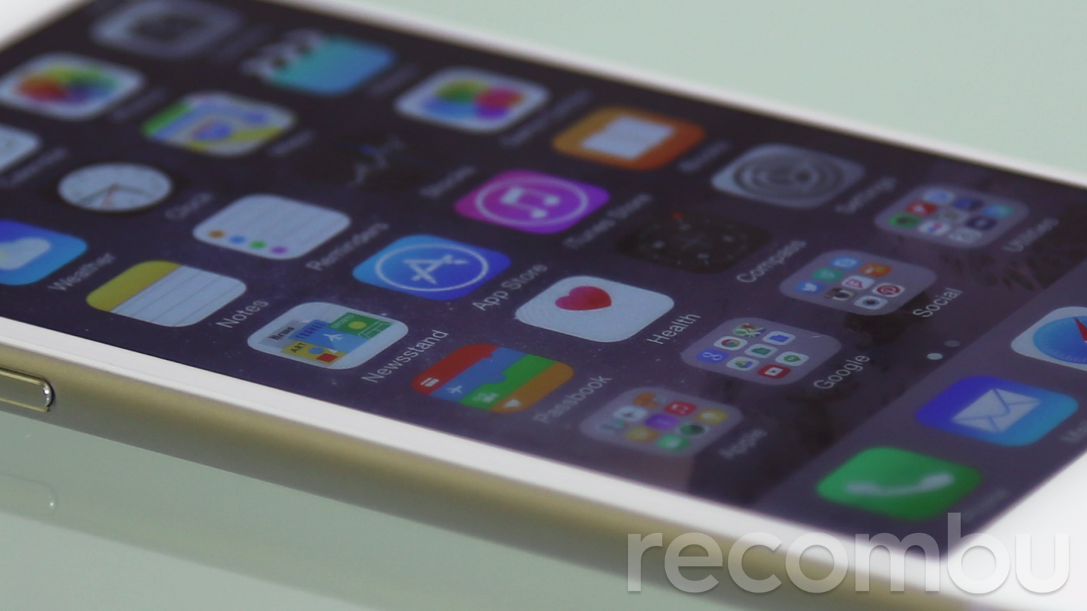 Two in five iPhone 6s are already knackered