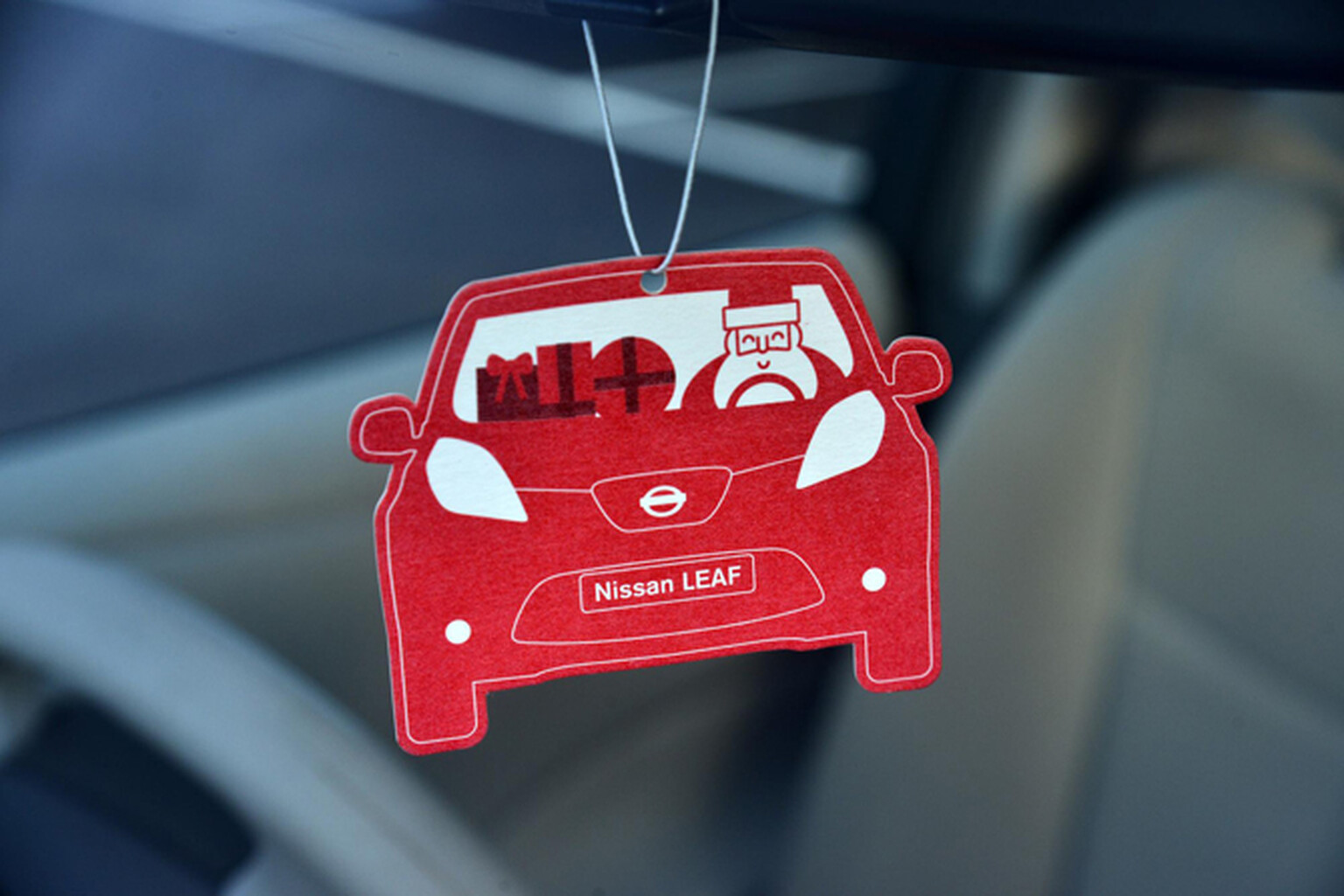 Nissan creates custom scent for electric car emissions