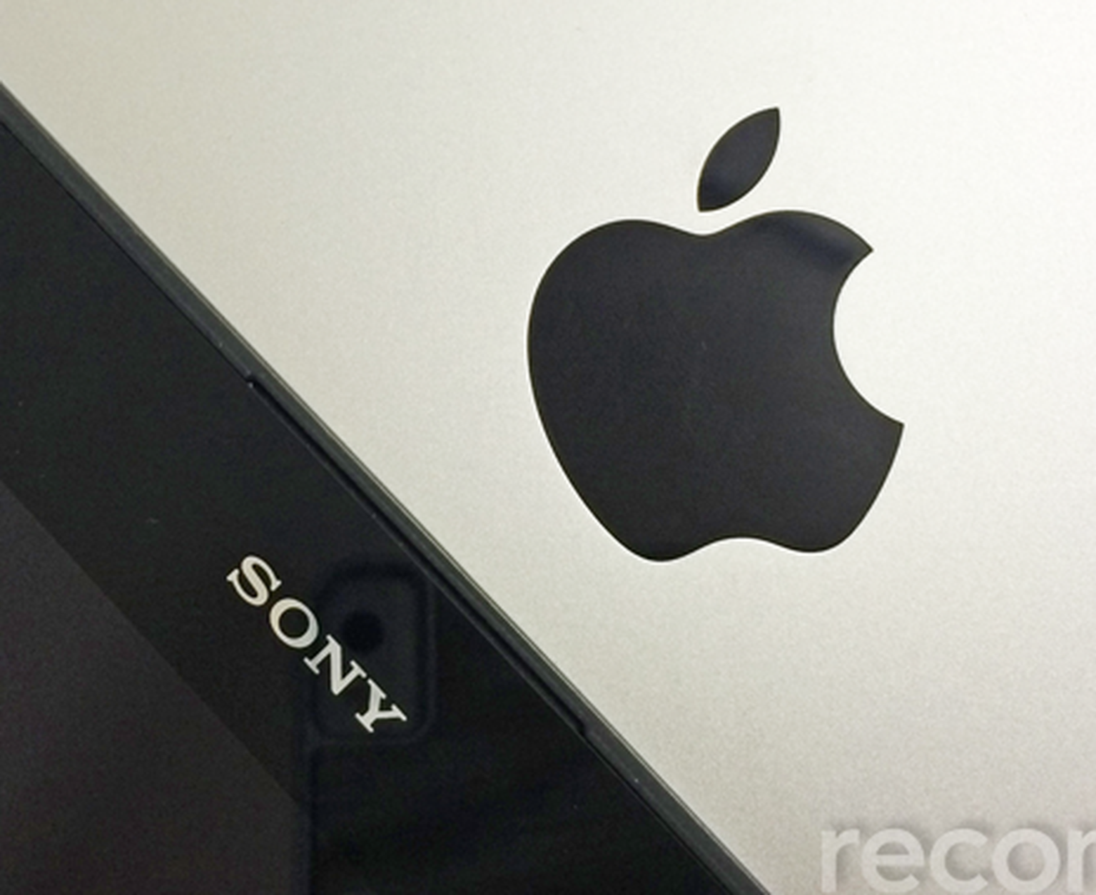 Apple iPad Mini 3 vs Sony Xperia Z3 Tablet Compact: Which is best for me?