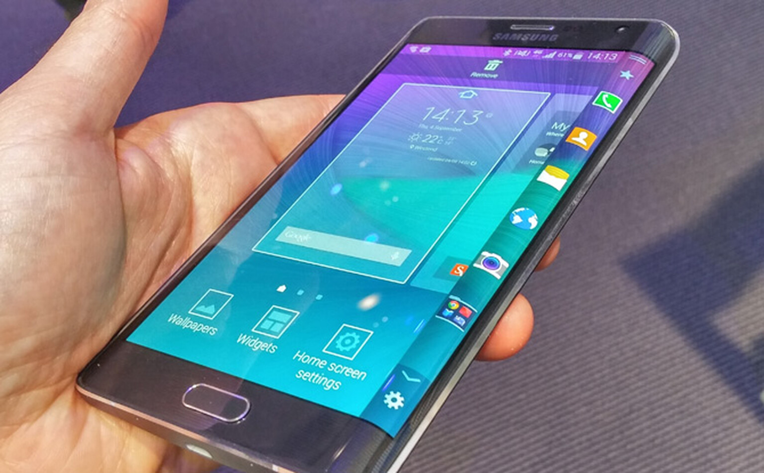 Samsung's Galaxy Note Edge could hit the UK through Carphone Warehouse