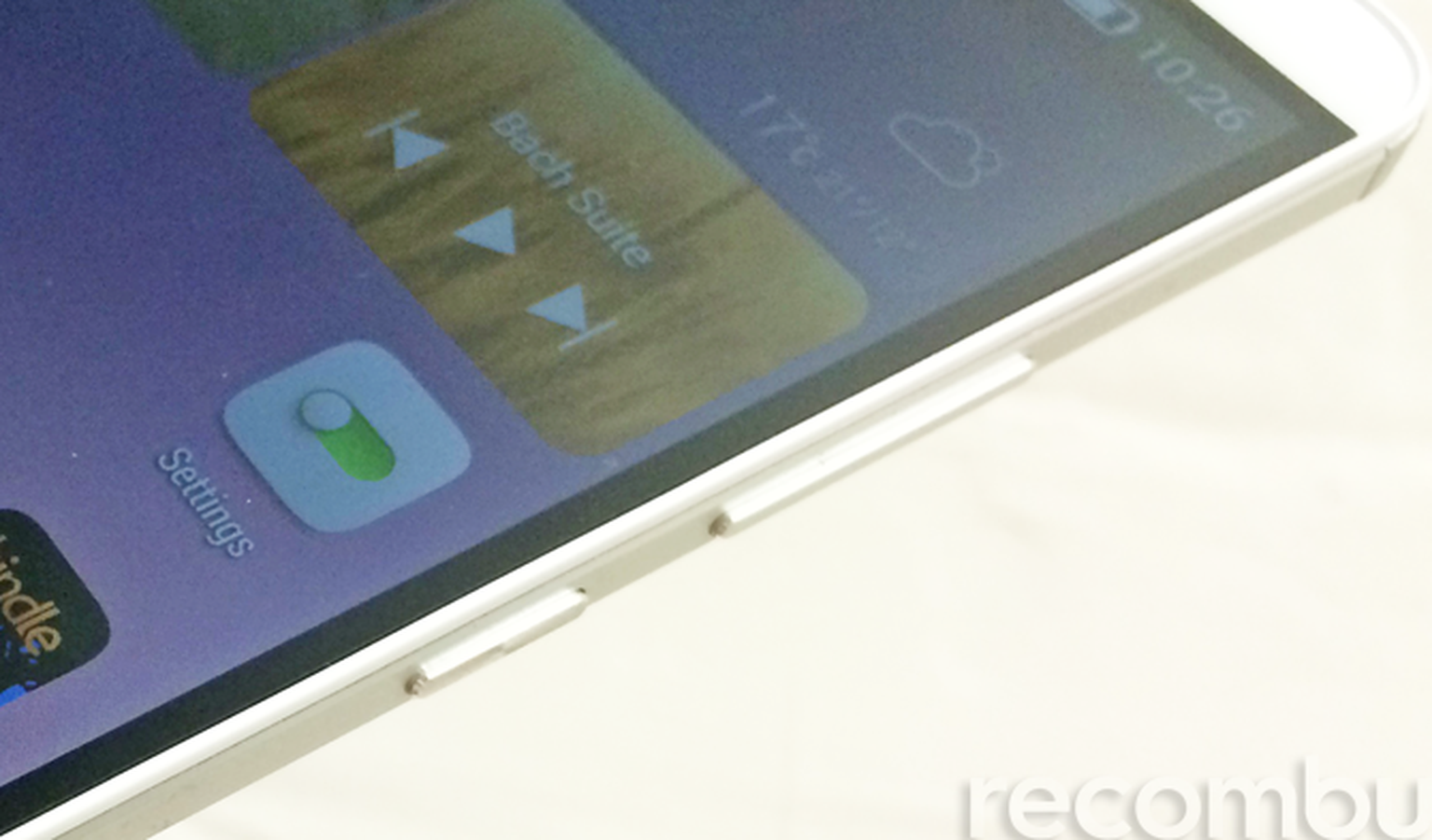 Huawei goes for glamour with early reports of the Ascend P8