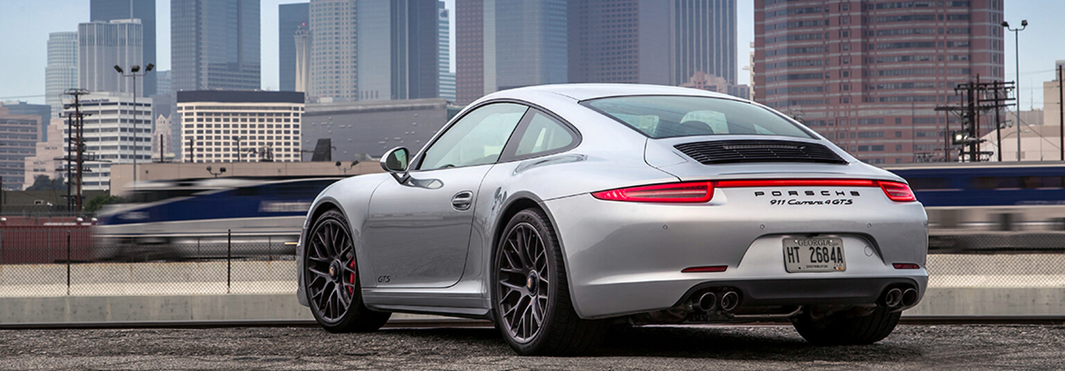 Porsche 911 Carrera GTS review