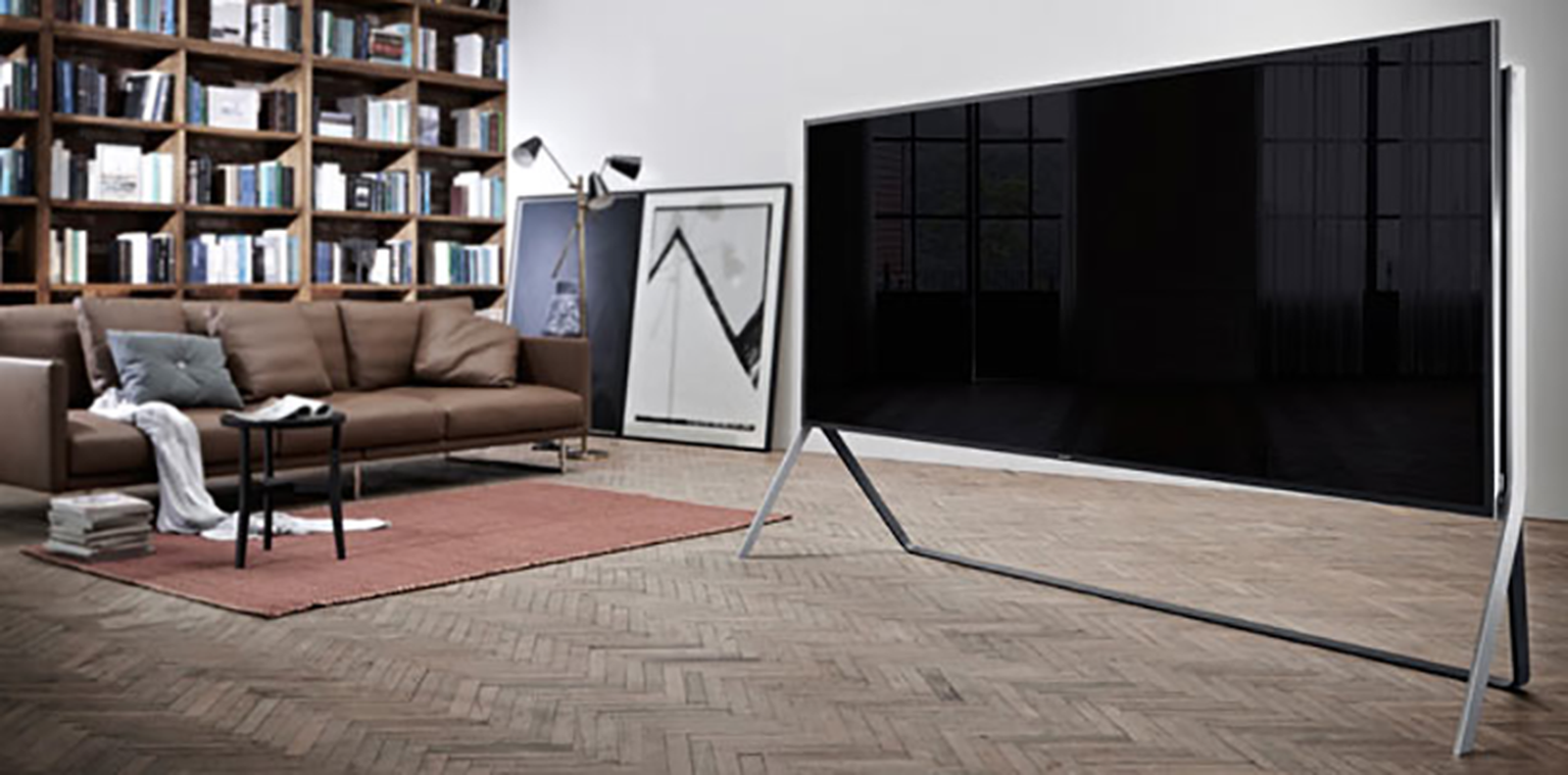Samsung’s flexible 105-inch 4K Ultra HD TV is coming for your living room
