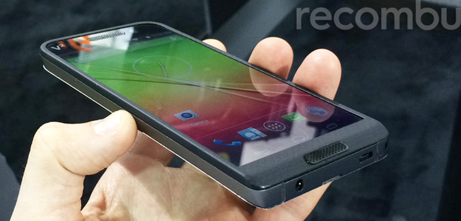 Saygus V2 smartphone hands-on review at CES 2015