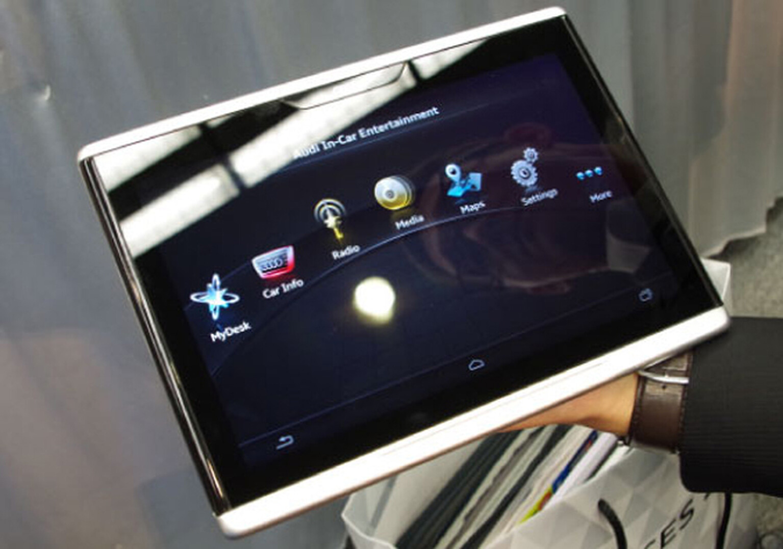 Audi Smart Display is an Android tablet for the road