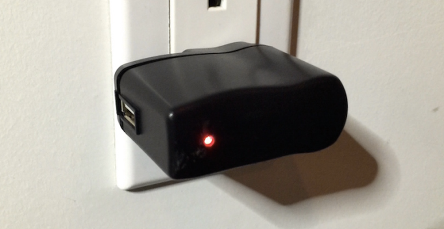 The terrifying 'phone charger' that can steal your passwords
