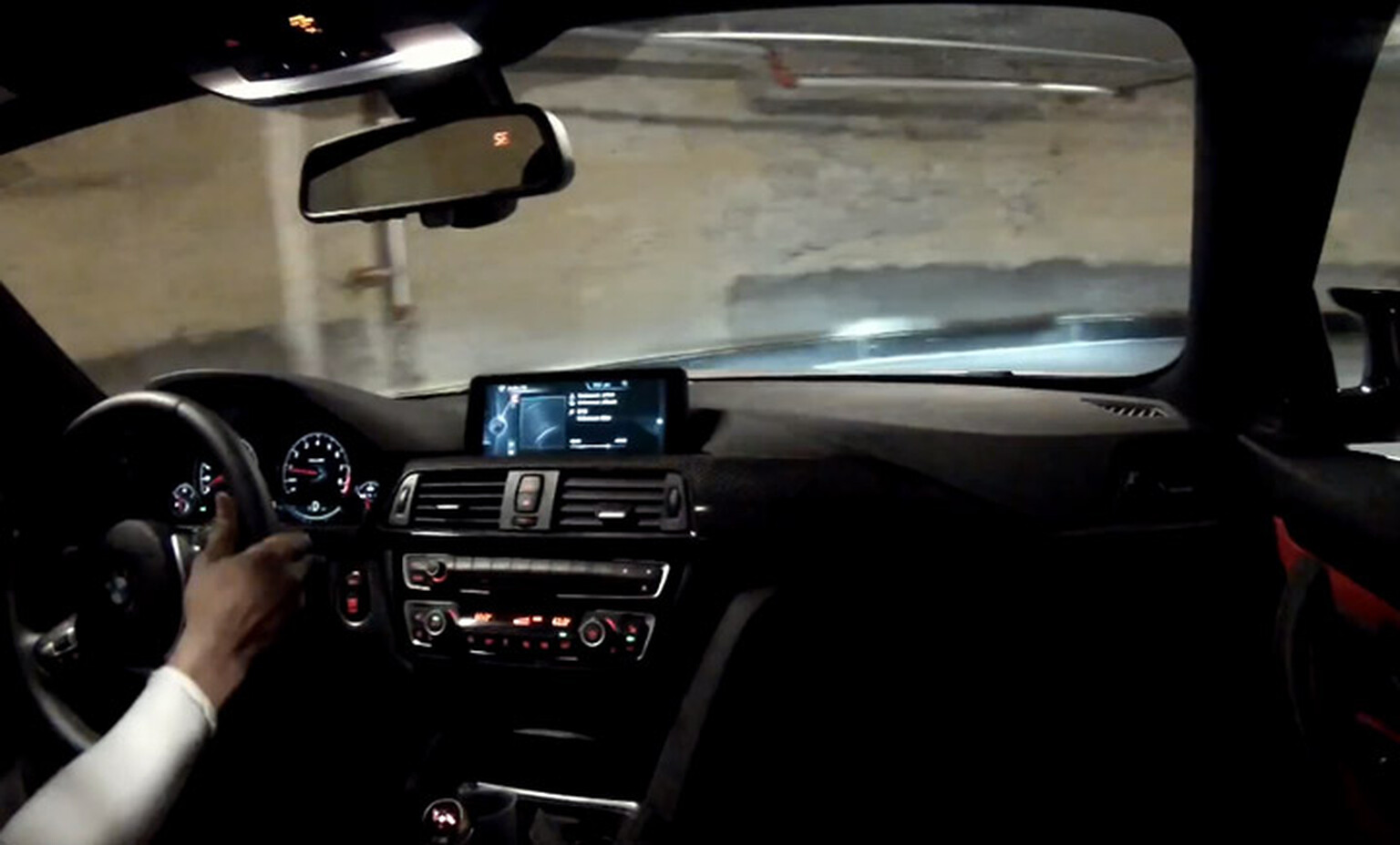 Valet loses job over terrible BMW M4 video review