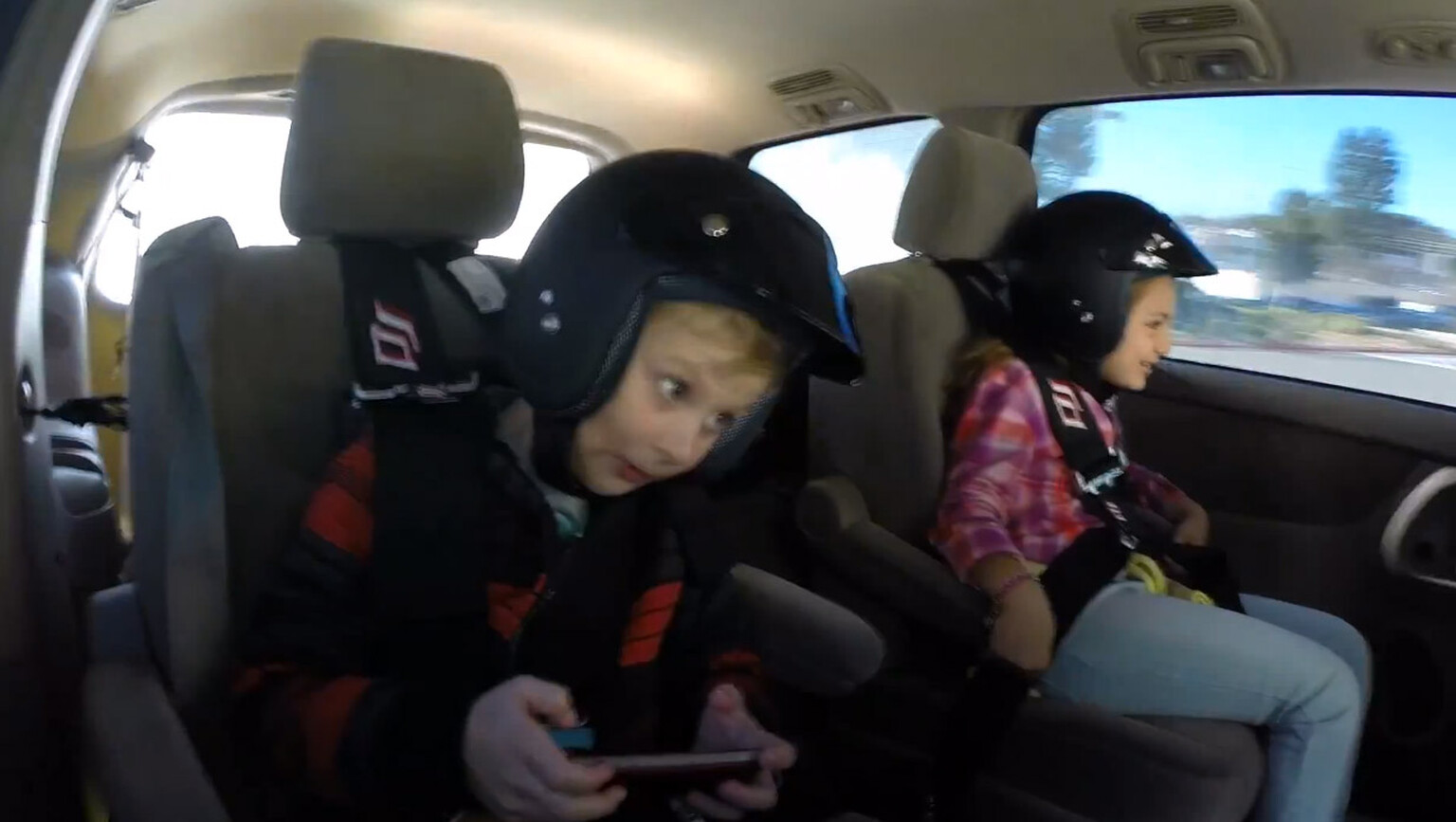 'Momkhana' video shows mum drifting around suburbs in 550hp minivan