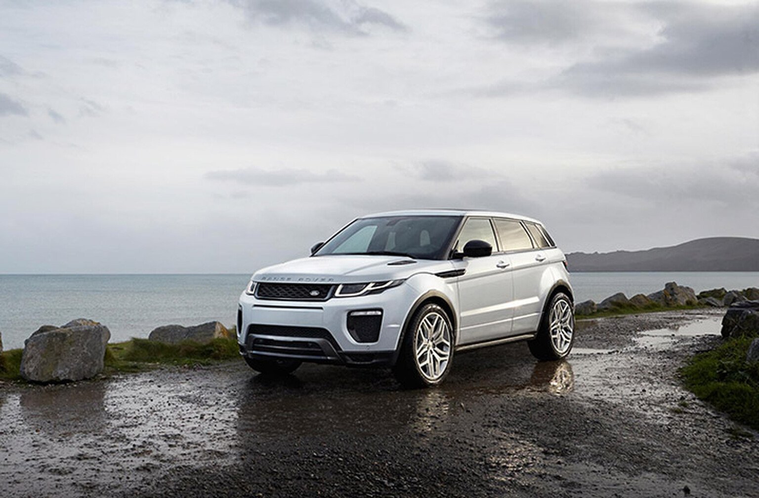 2016 Range Rover Evoque will be the most efficient Land Rover ever