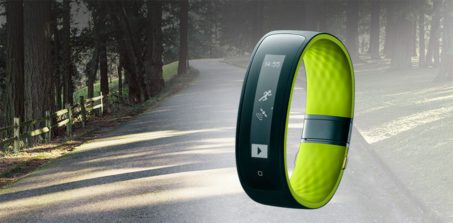 HTC and Under Armour unveil their Grip fitness tracker at MWC