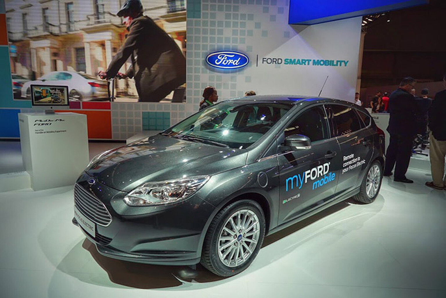 Ford MyFord Mobile app teaches you to drive like an eco-warrior