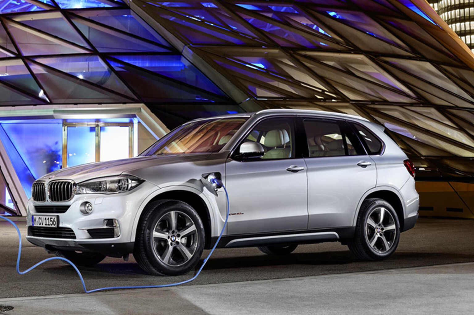 Every new BMW to get a hybrid version