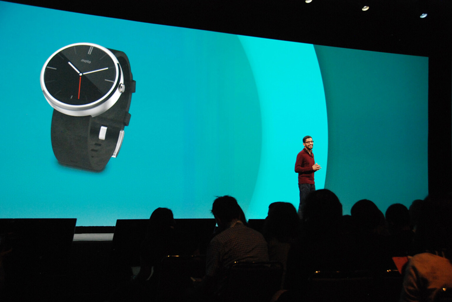 Google close to bringing Android Wear to iOS