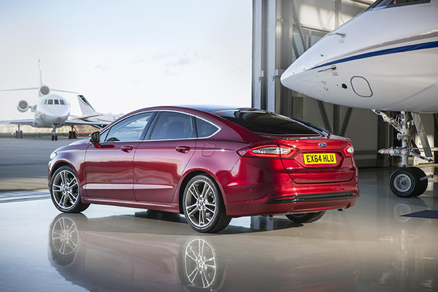 2015 Ford Mondeo video review: Better than a threesome?