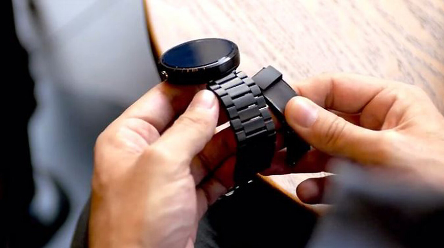 Aria adds precise gesture recognition to your smartwatch