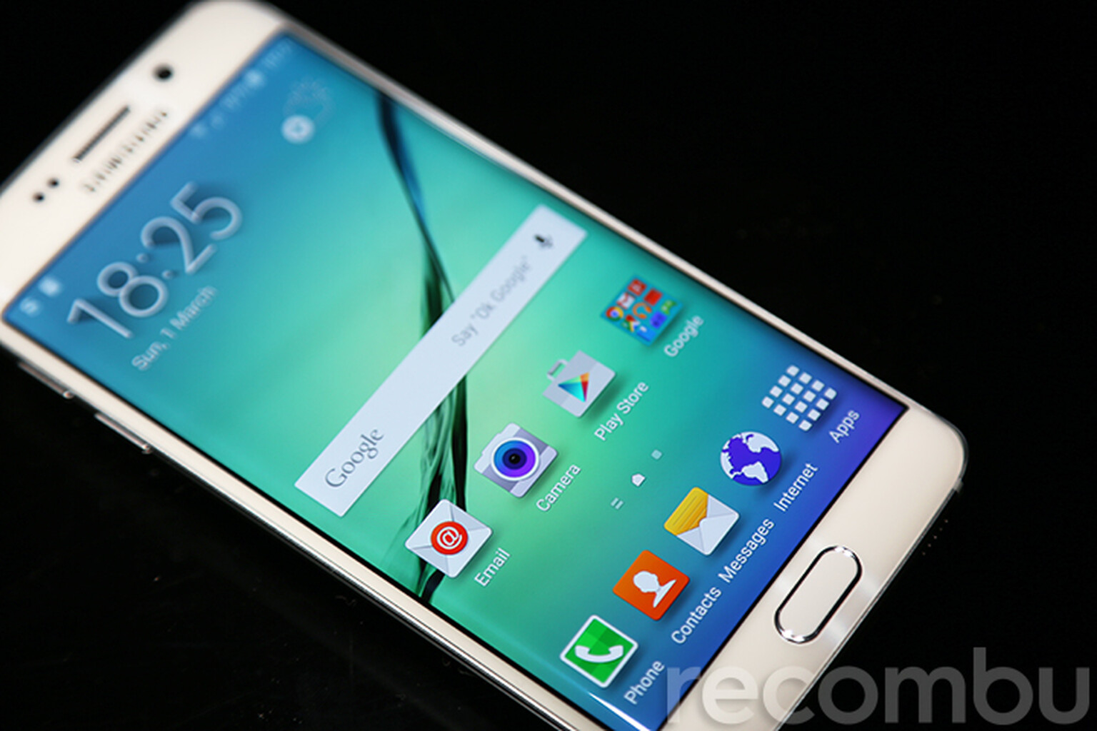 Not even the Galaxy S6 can stop Samsung’s profit drops