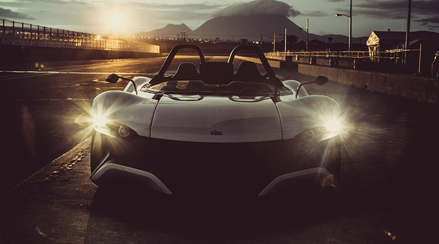 Vuhl 05: The Mexican missile headed for the UK