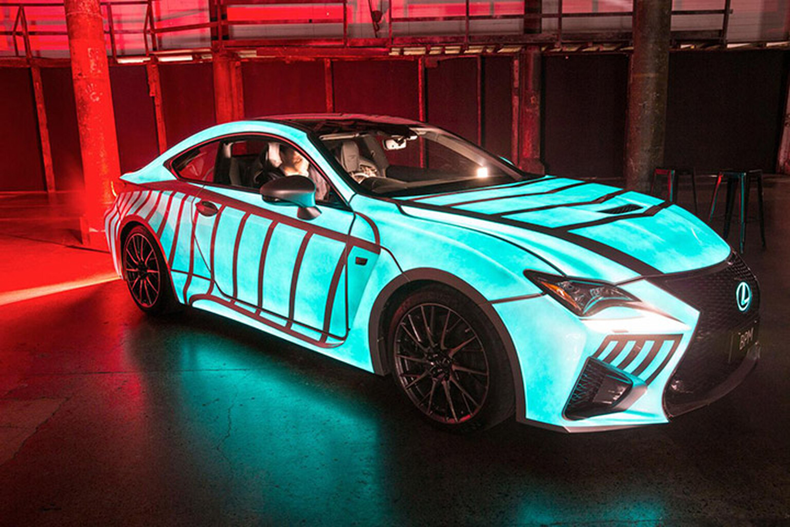 The Lexus paintjob that reacts to your heartbeat