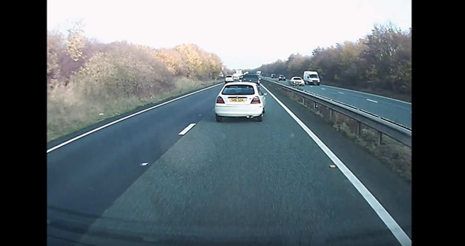 Dangerous drunk driver crashes twice in dash cam video