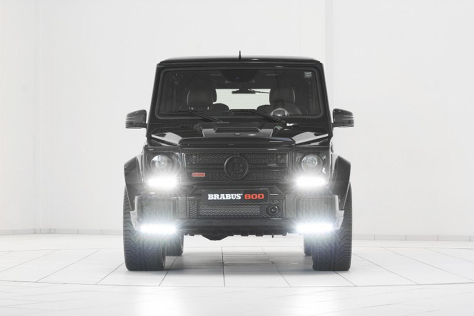 Brabus 800 iBusiness is an 800hp off-road behemoth