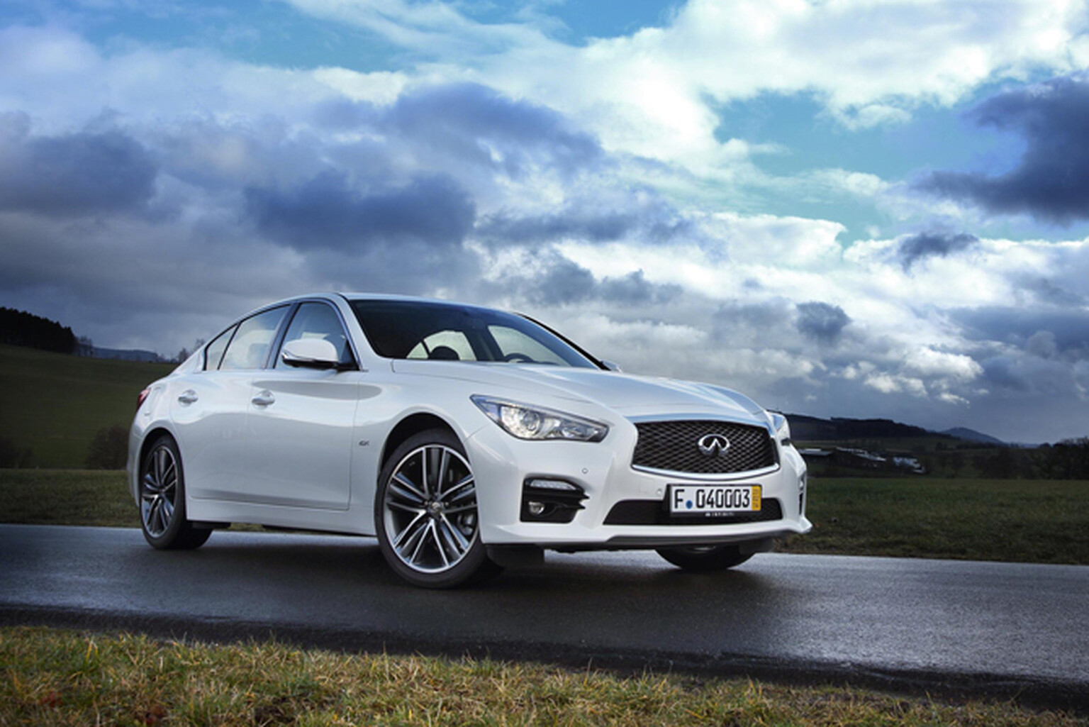 Infiniti Q50 Eau Rouge undergoes Nissan GT-R engine transplant