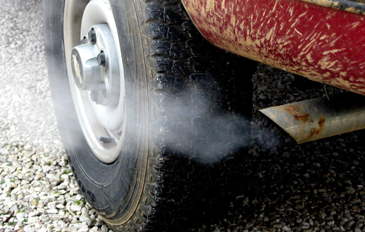 Car emissions regulator accused of conflict of interest in light of VW scandal