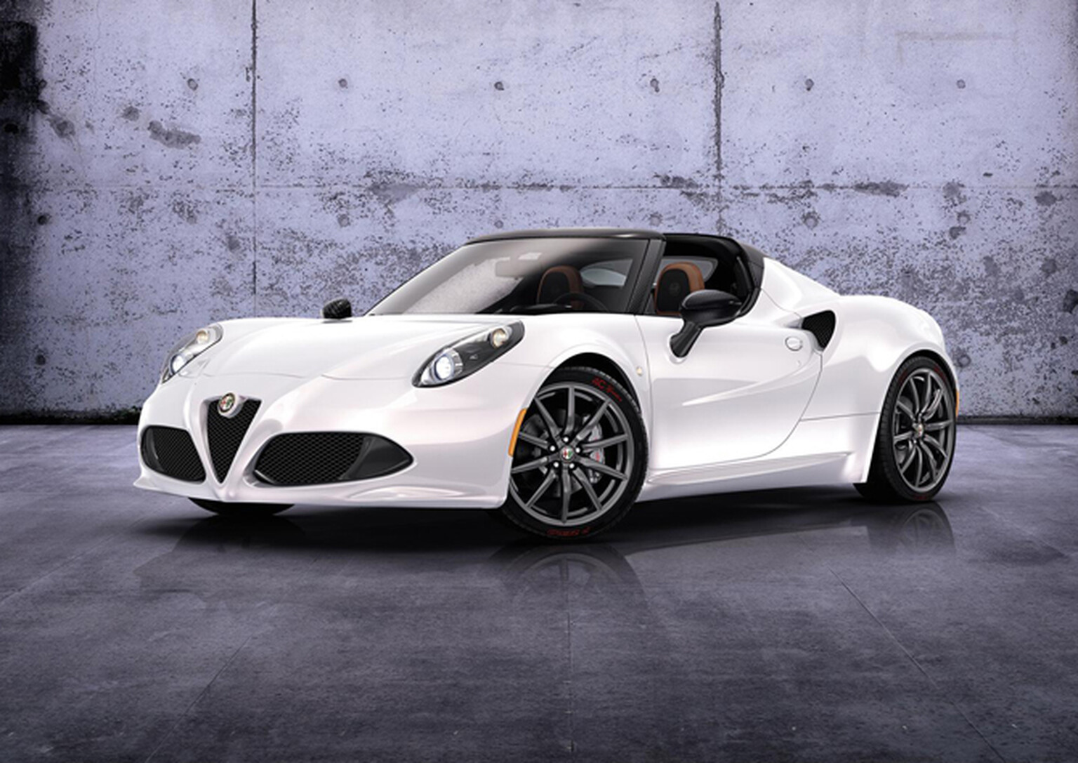 Alfa Romeo 4C Spider ditches roof and ugly headlights