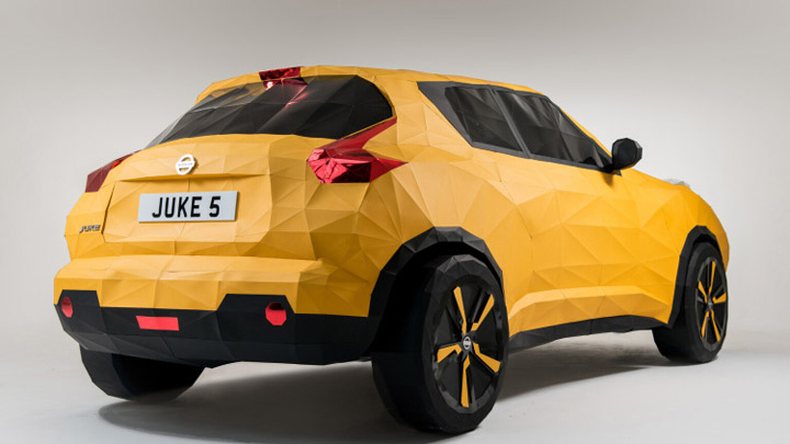 Nissan celebrates Juke's fifth birthday with paper model