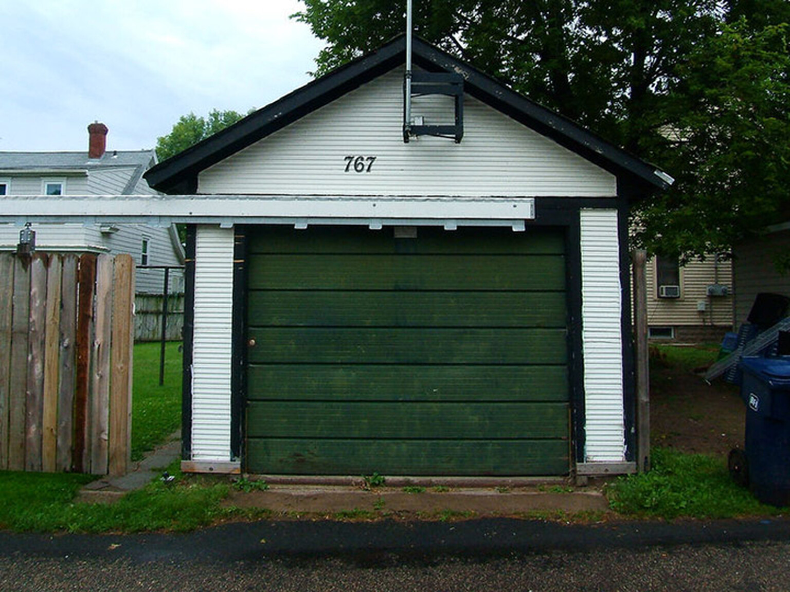 Brits turning their back on garages