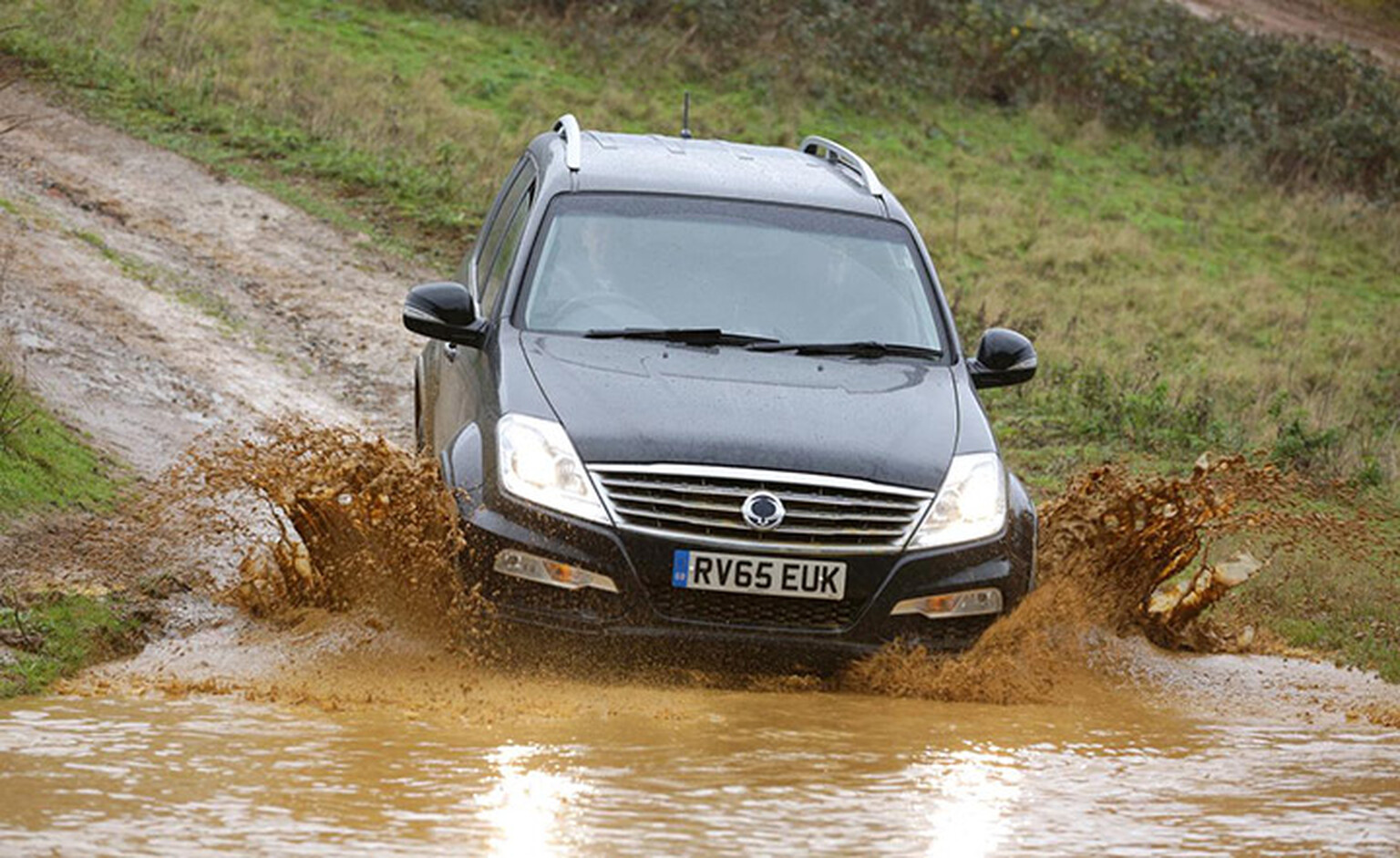 2016 Ssangyong Rexton promises bigger performance and smaller fuel bills