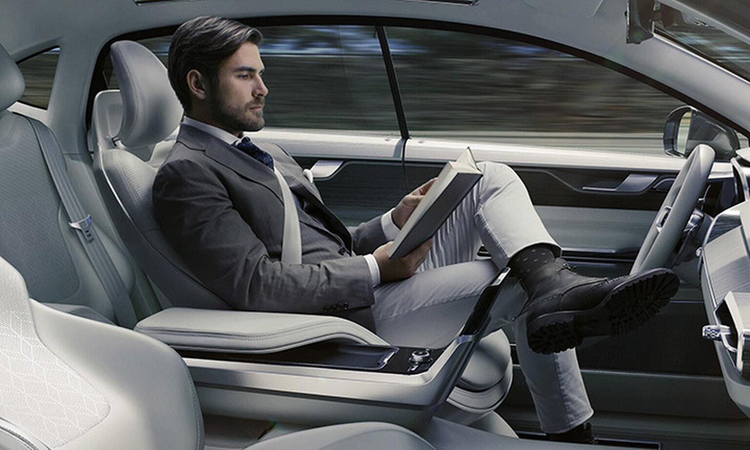 Majority of drivers want a steering wheel in an autonomous car