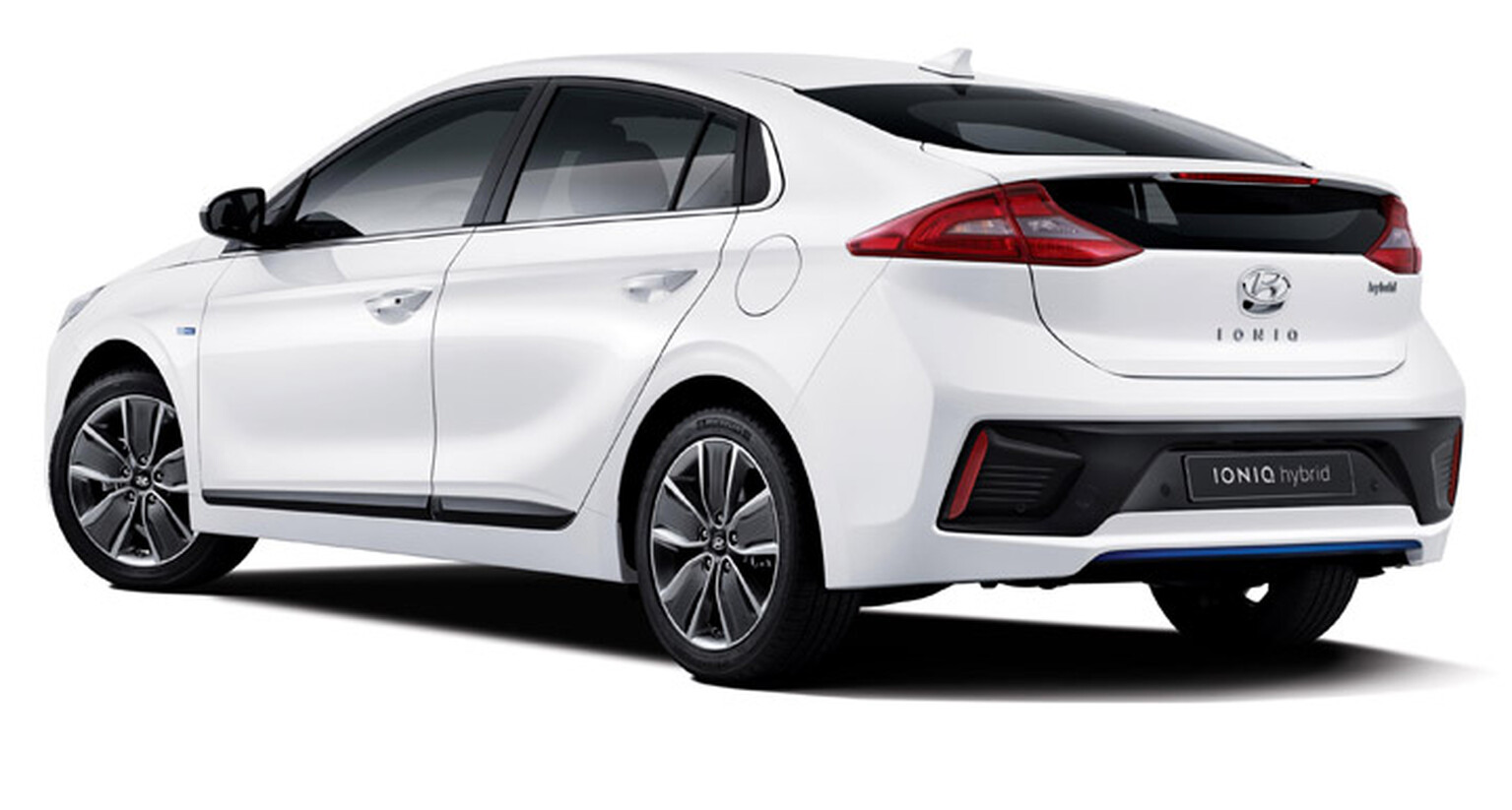 Hyundai Ioniq to take on the Toyota Prius