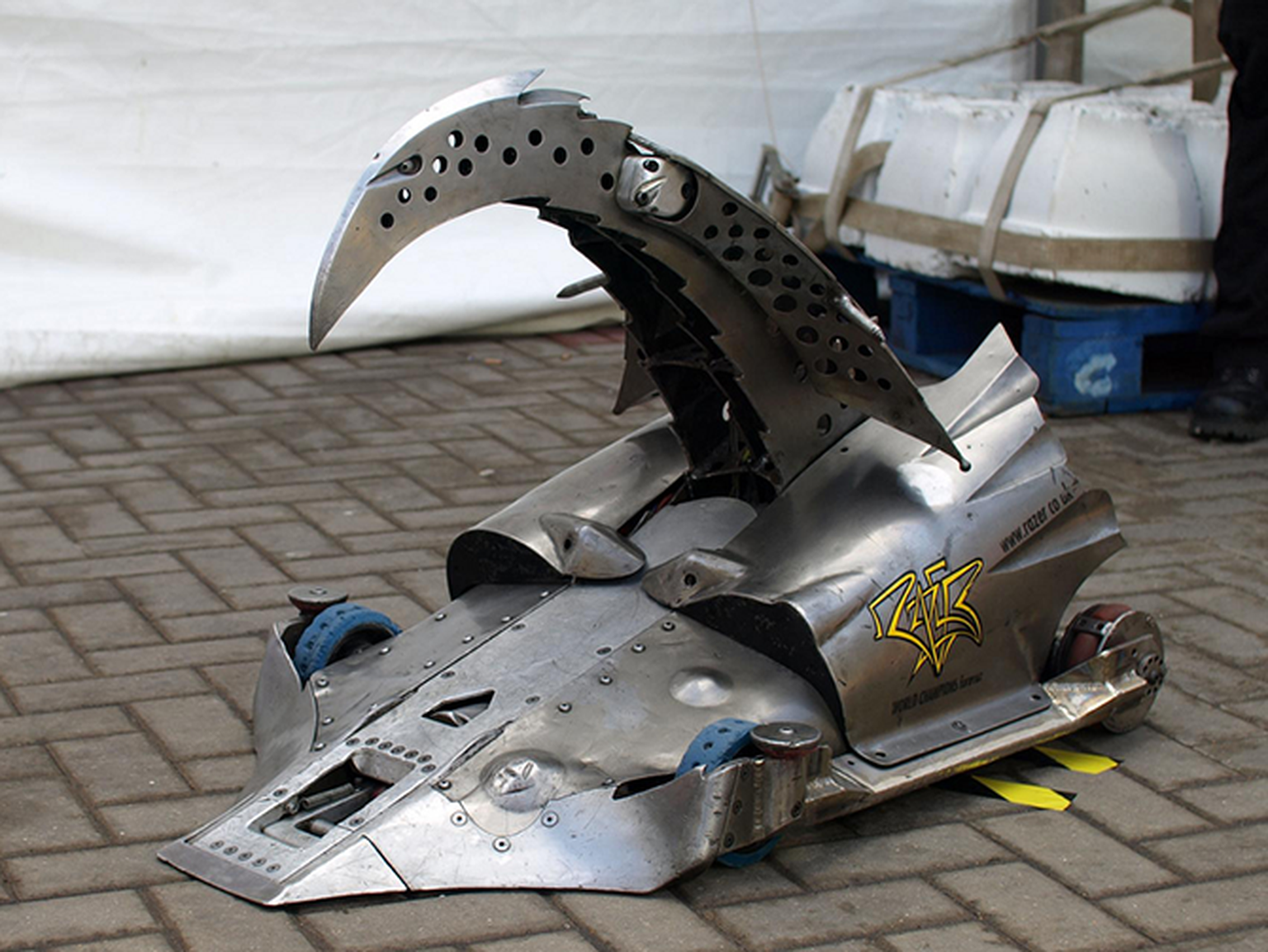 Robot Wars remake gears up for BBC Two