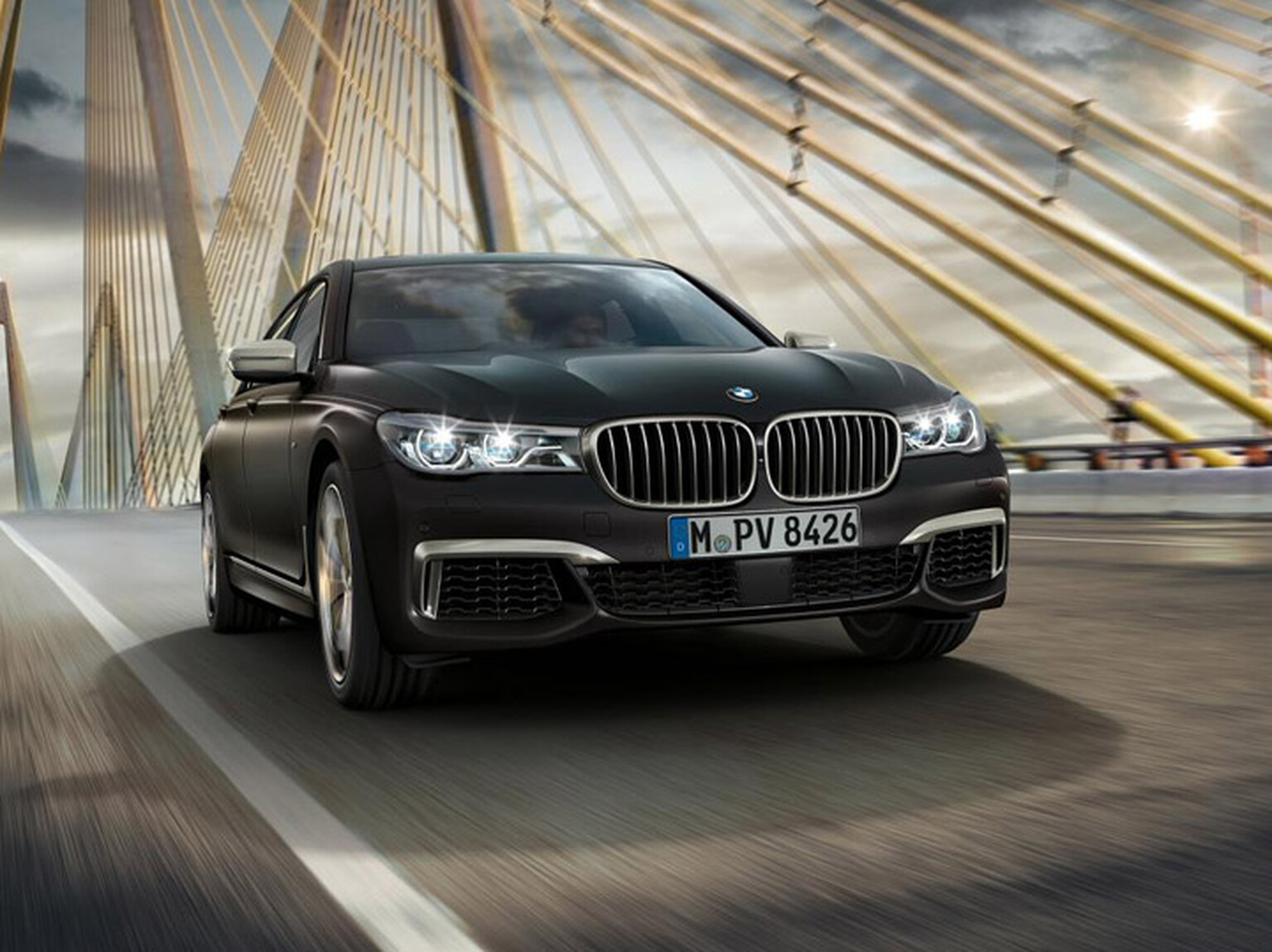 BMW M760Li xDrive V12: Is this the scariest Bimmer ever?
