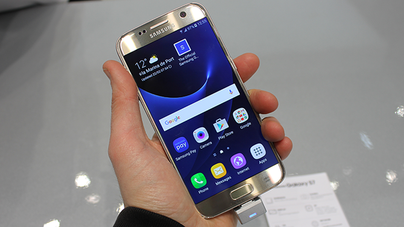 Samsung Galaxy S7 hands-on review | MWC 2016