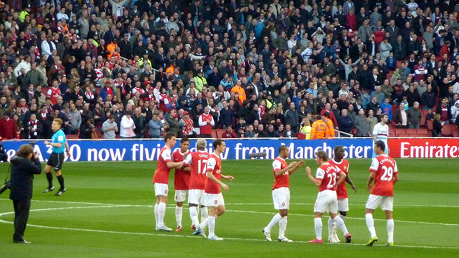 Premier League clubs to encheapen away tickets with £30 cap