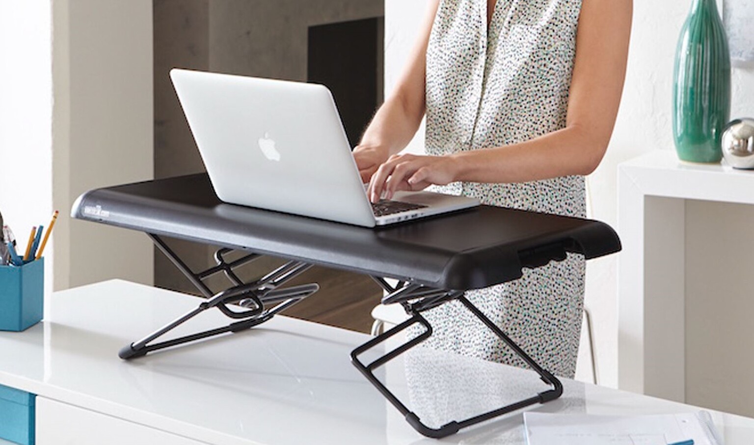 Varidesk Soho Review: An affordable and portable standing desk option