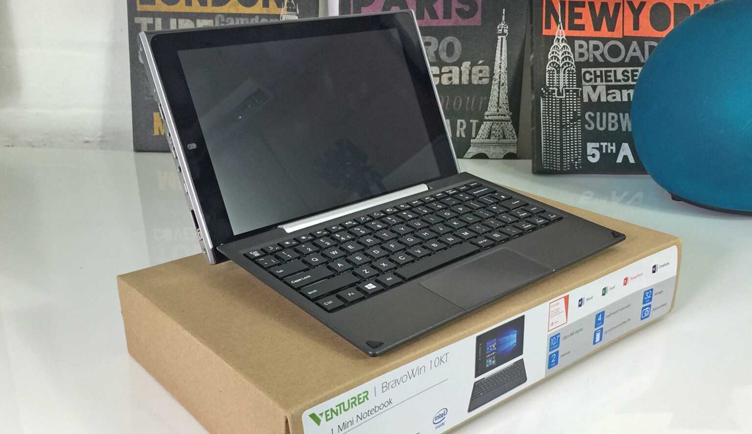 This £149 Windows 10 laptop/tablet is seriously good value